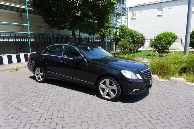 2009 MERCEDES-BENZ E500 4D SEDAN AVANTGARDE 212